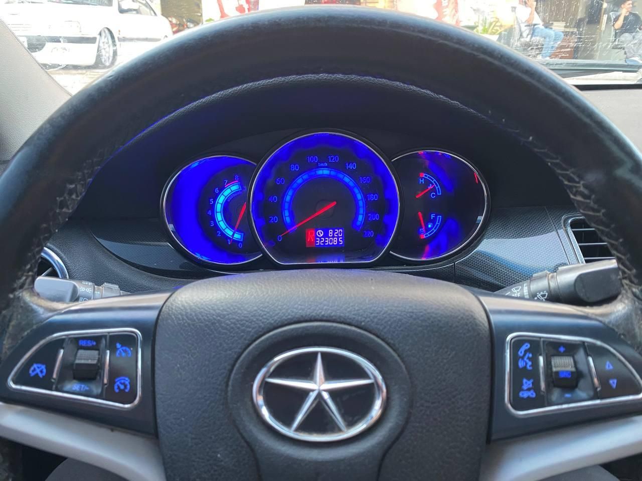 جک J5 اتوماتیک - 1393