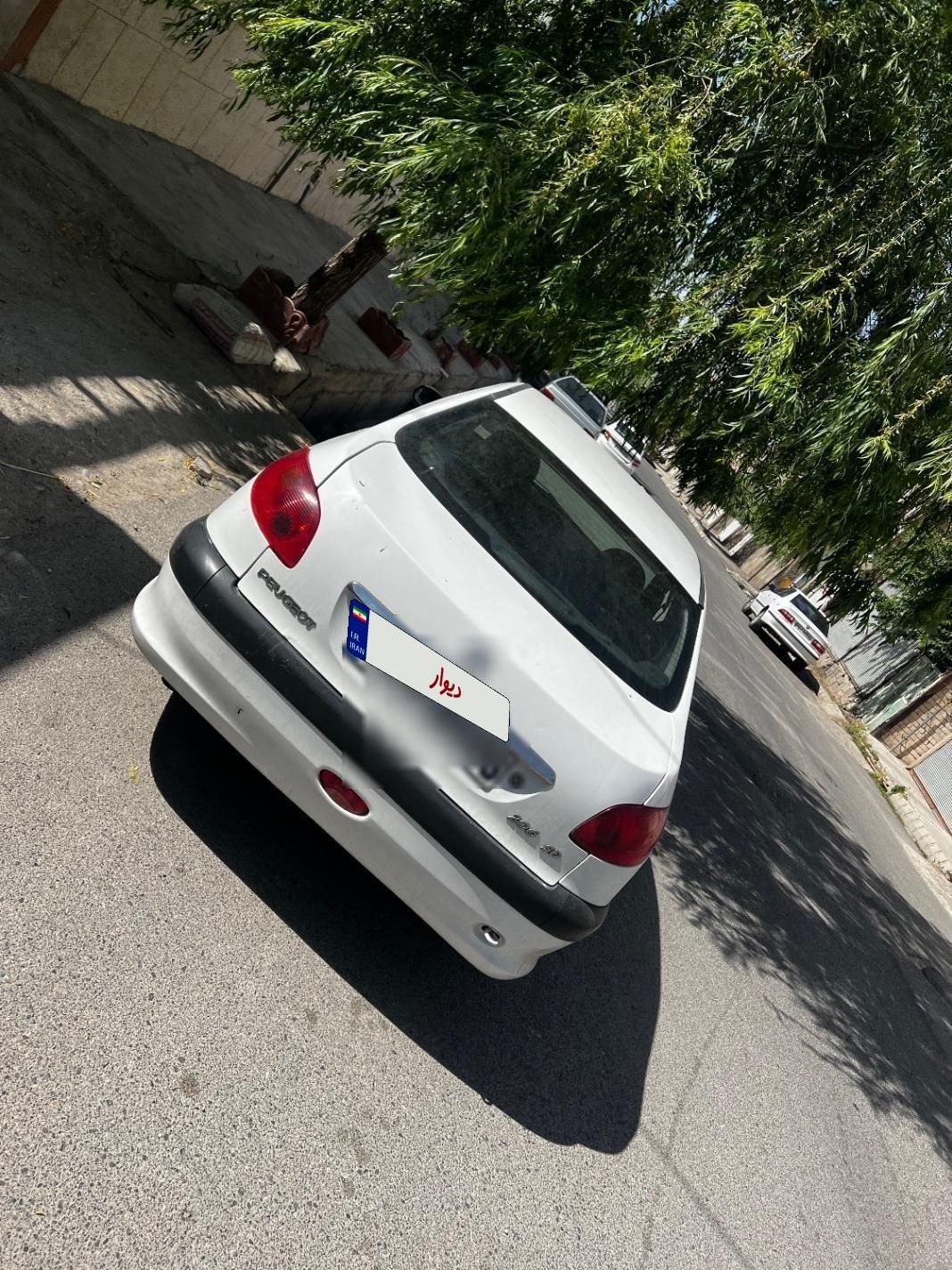 پژو ۲۰۶ صندوق دار v20 - 1390