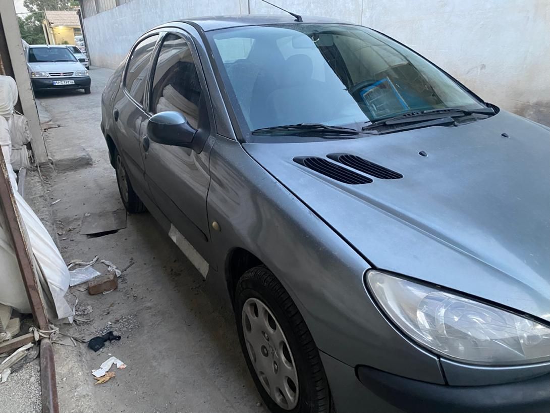 پژو ۲۰۶ صندوق دار v8 - 1393