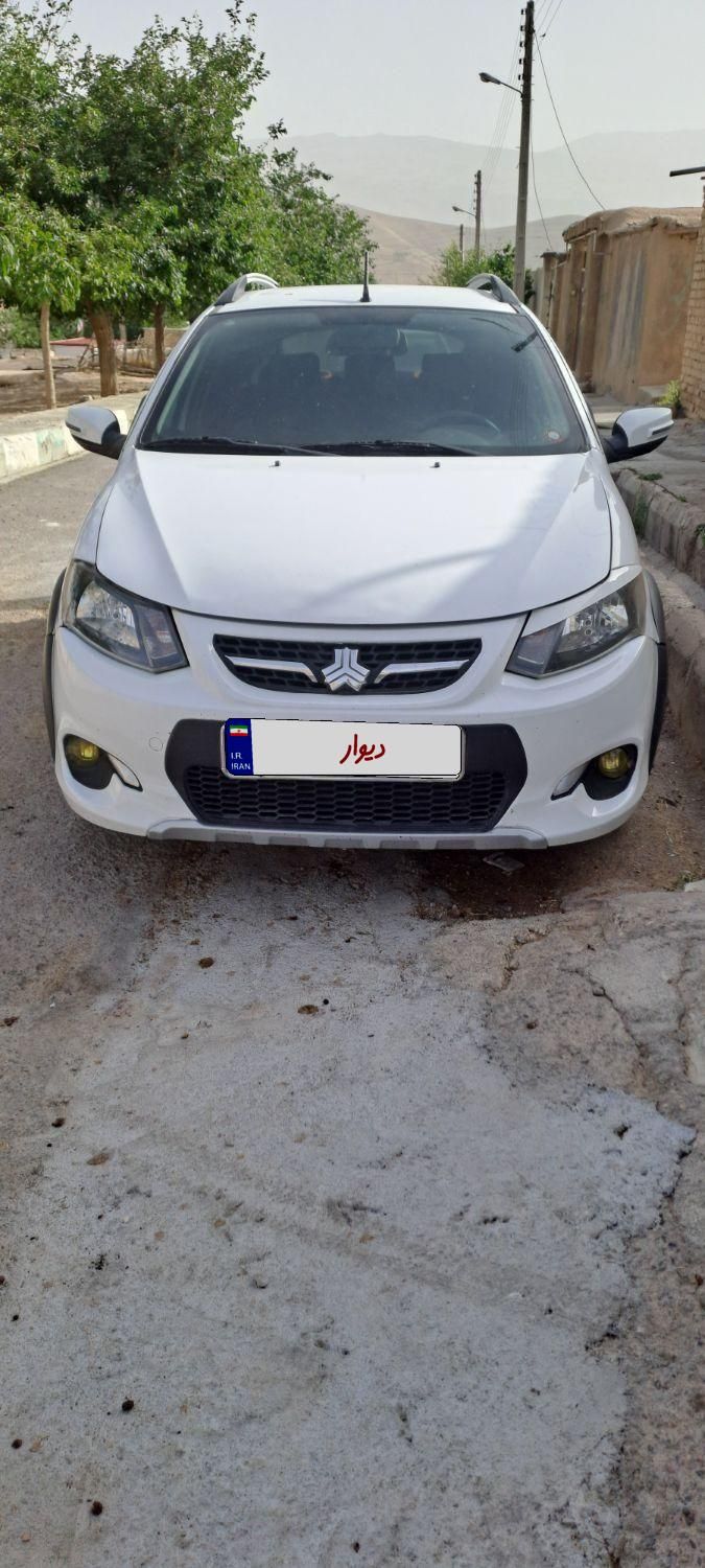 خودرو کوییک، معمولی آگهی ann_18758169
