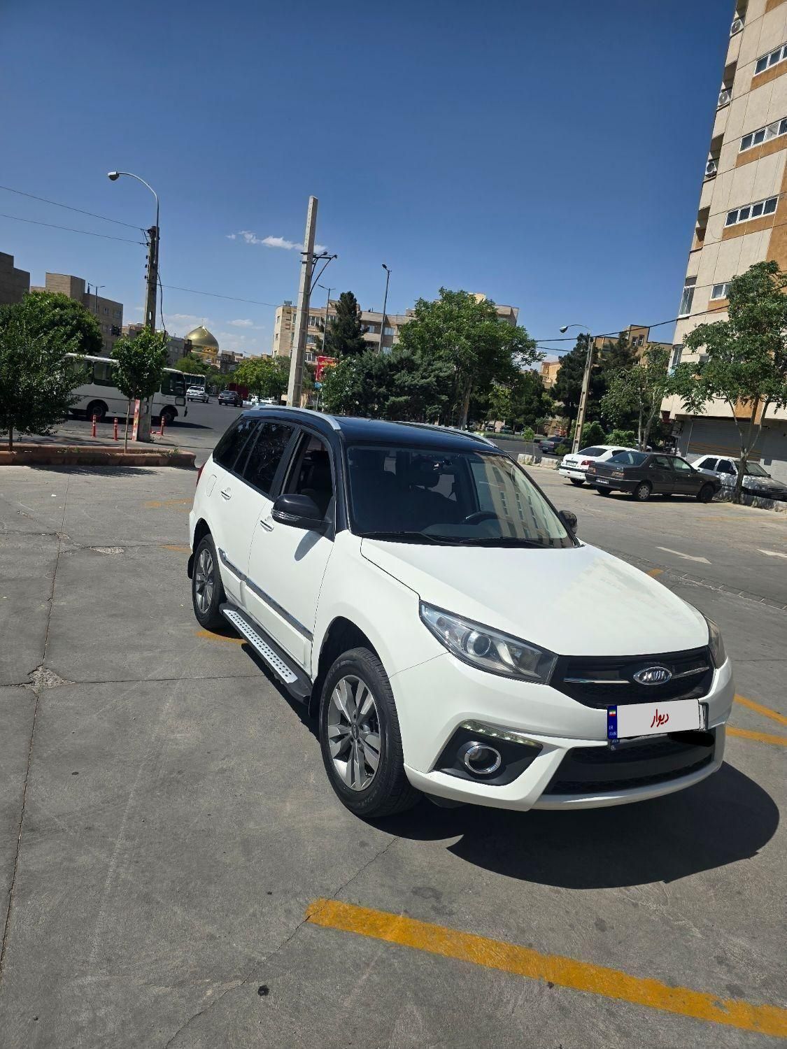 خودرو ام وی ام، X33 آگهی ann_18758318