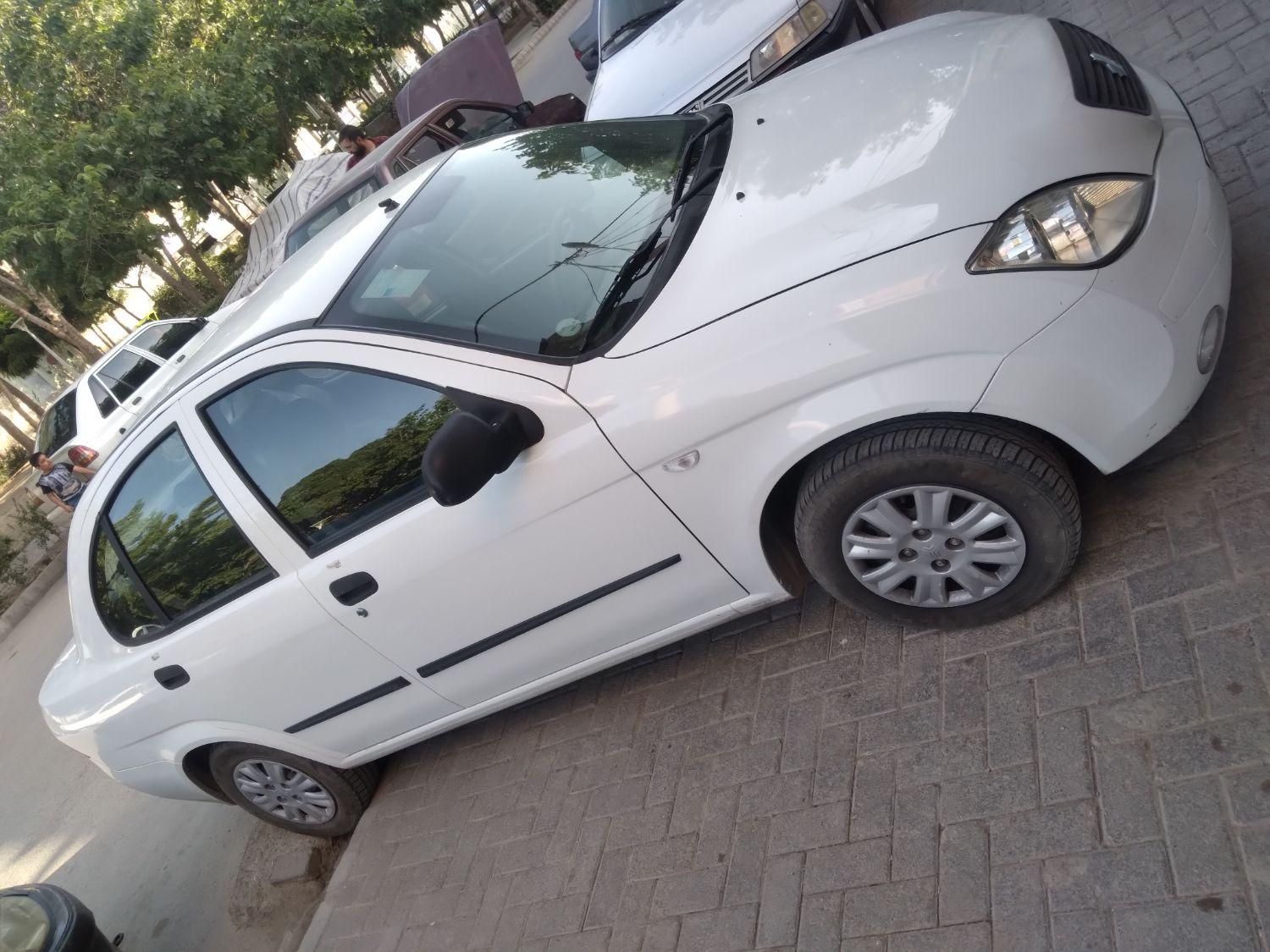 تیبا صندوق دار SX - 1401