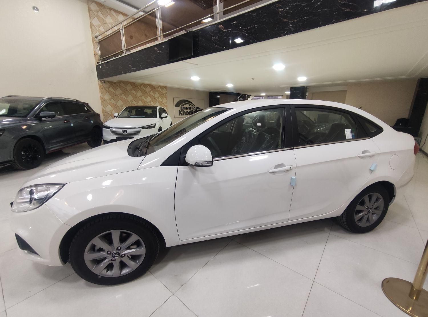 جک J4 اتوماتیک ساده - 1404