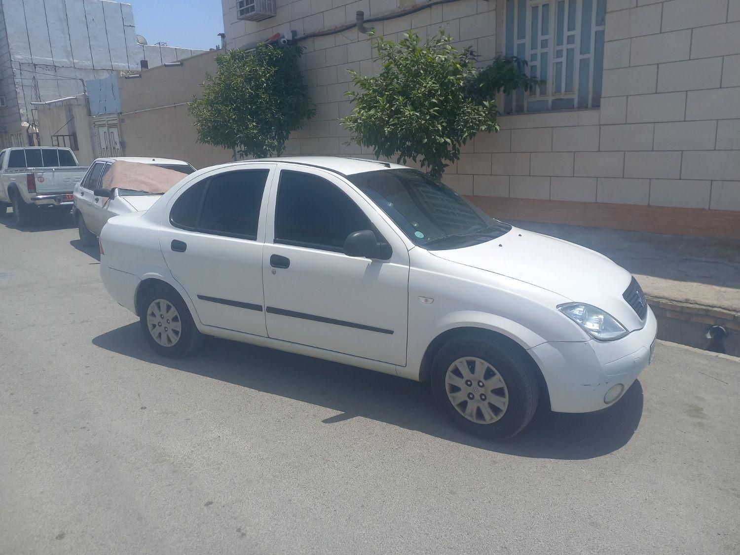 تیبا صندوق دار SX - 1400