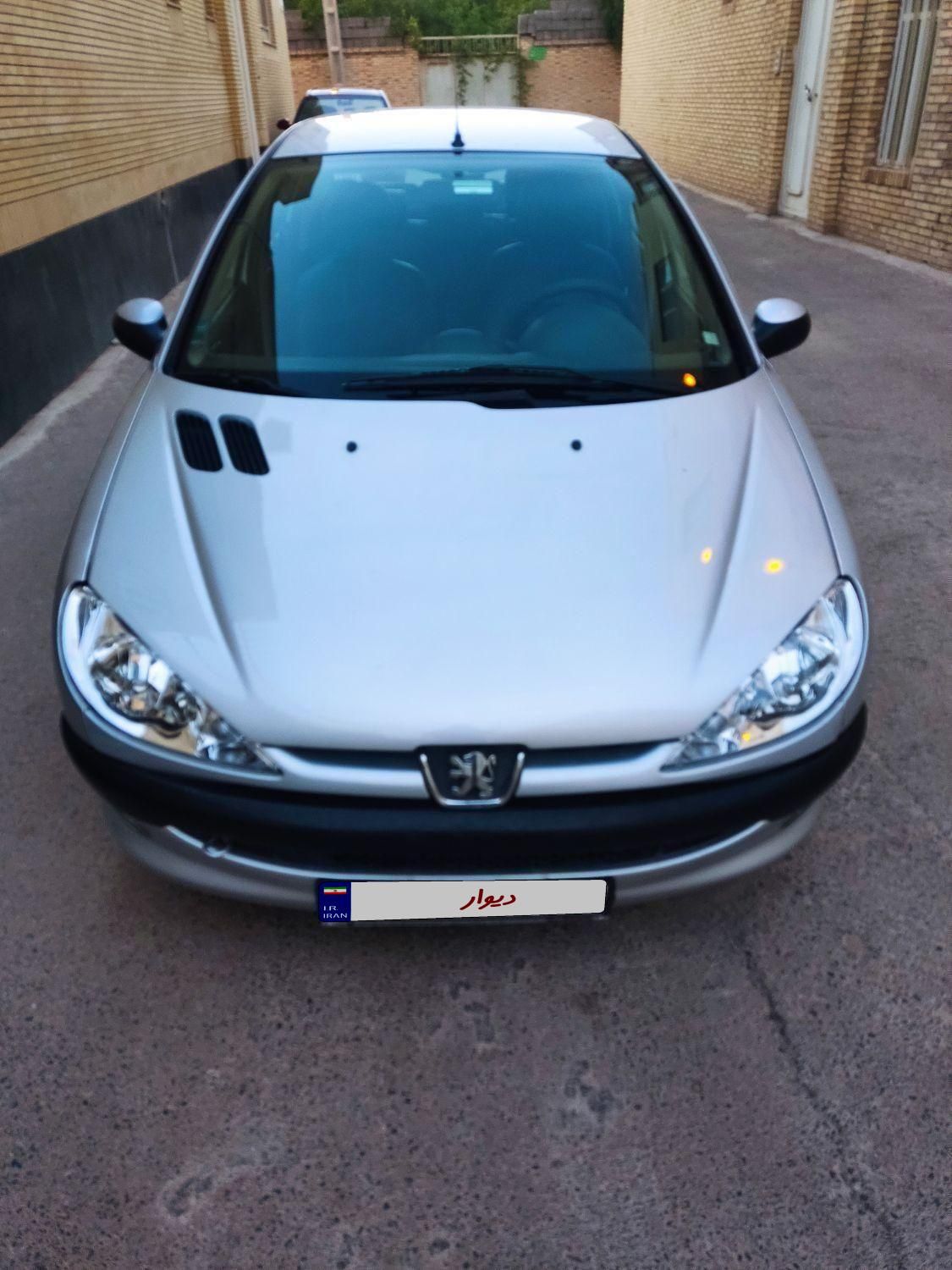 پژو ۲۰۶ صندوق دار v8 - 1387