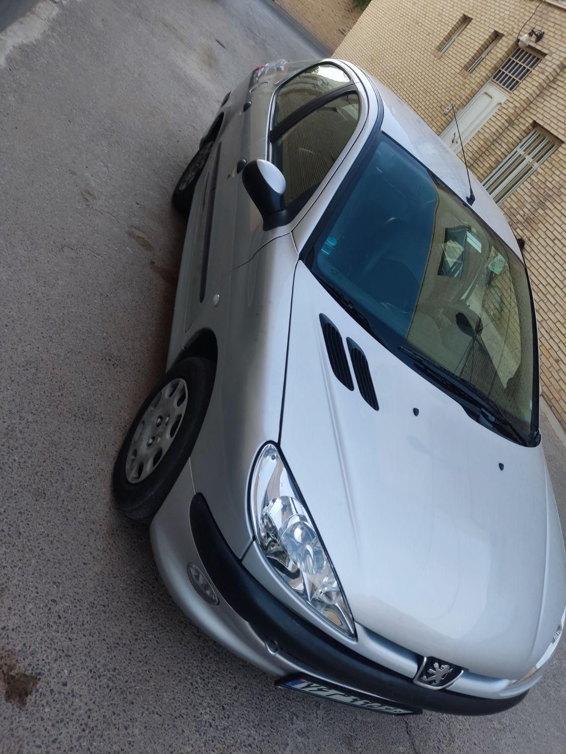 پژو ۲۰۶ صندوق دار v8 - 1387