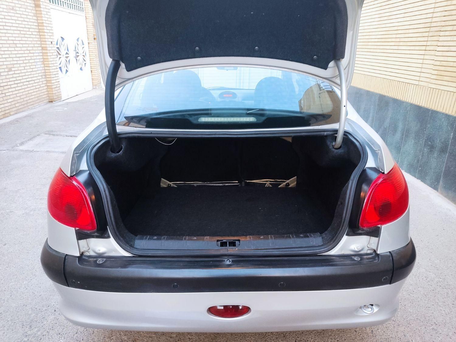پژو ۲۰۶ صندوق دار v8 - 1387