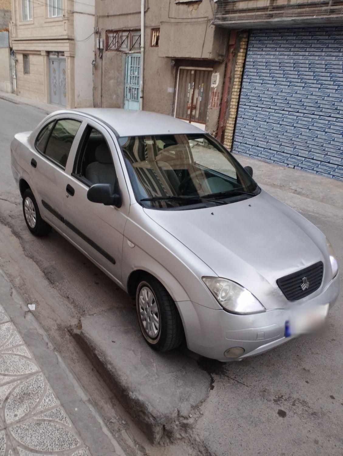تیبا صندوق دار LX - 1390