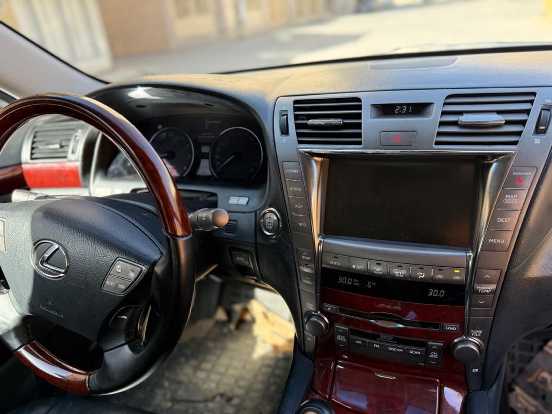 لکسوس LS 460 - 2008