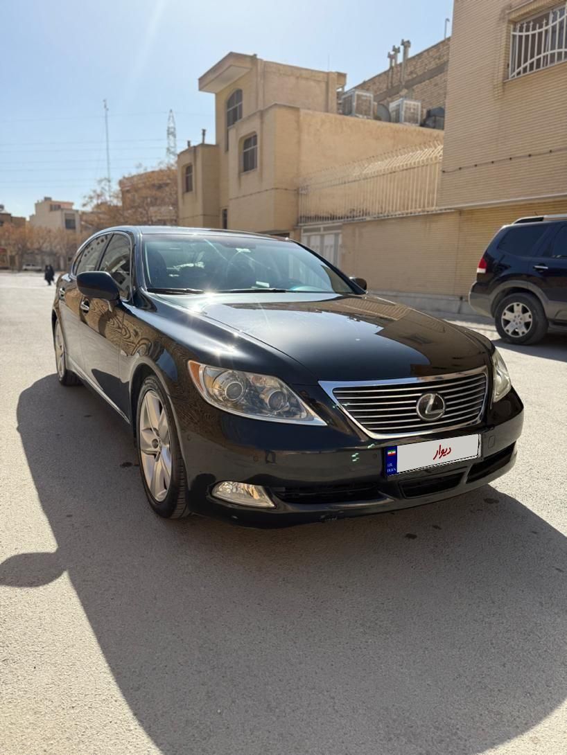 خودرو لکسوس، LS آگهی ann_18847421