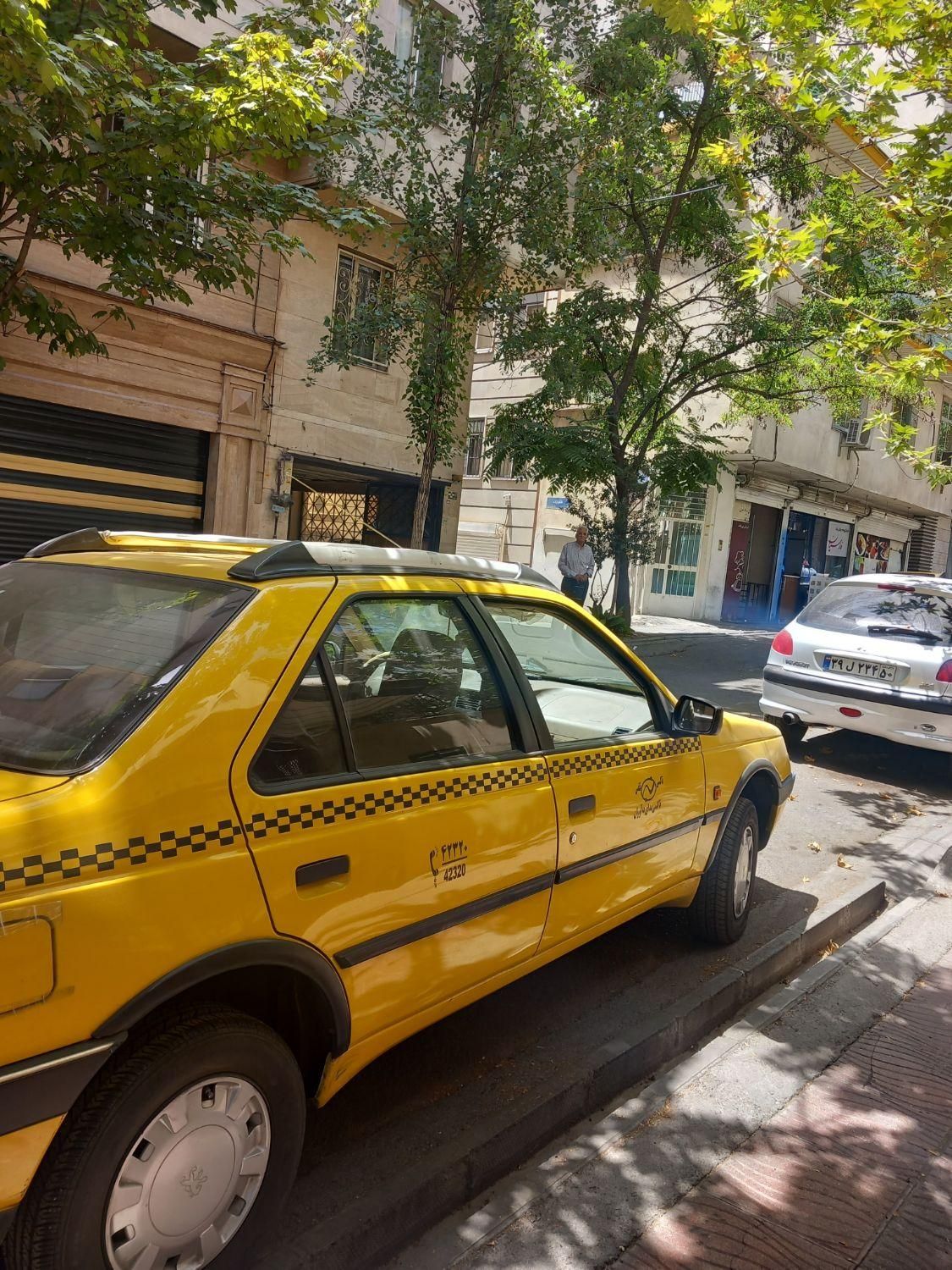 پژو 405 GLX - دوگانه سوز - 1396