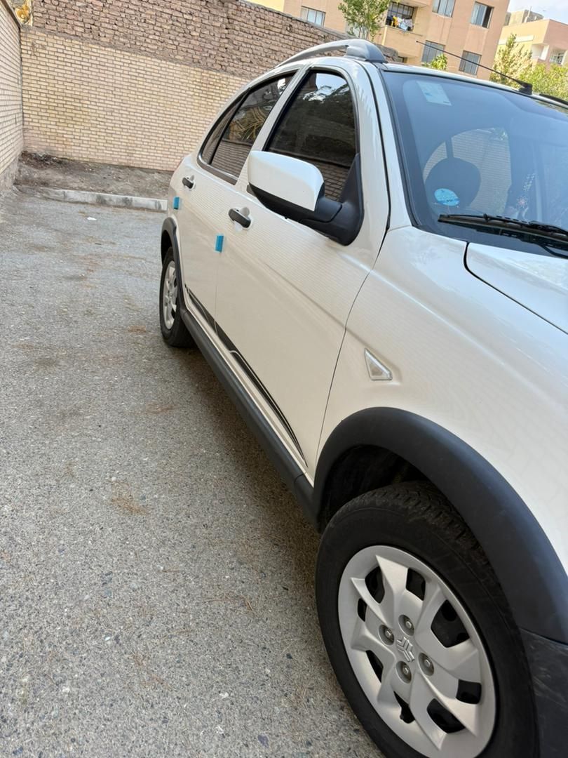 کوییک R دنده‌ای - 1402