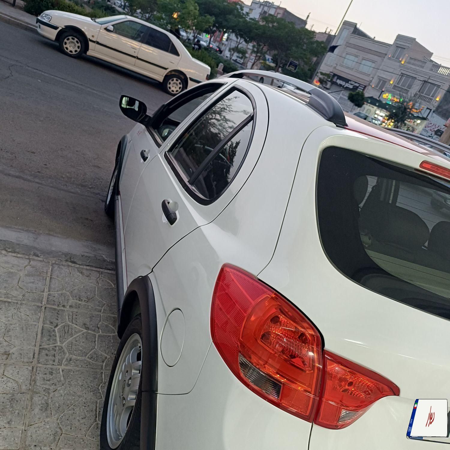 کوییک R دنده‌ای - 1401