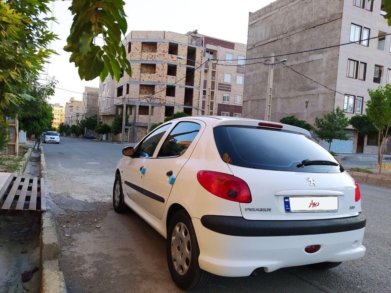 پژو 206 تیپ 5 - 1395