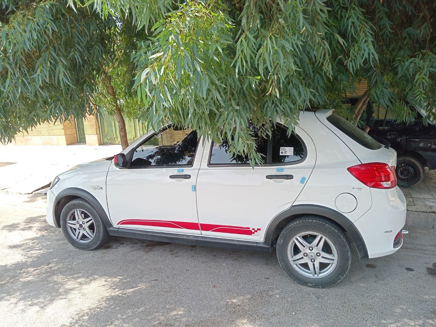 خودرو کوییک، R آگهی ann_18879832