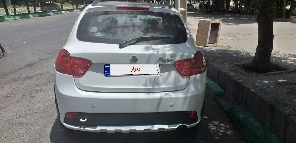 خودرو کوییک، R آگهی ann_18884618
