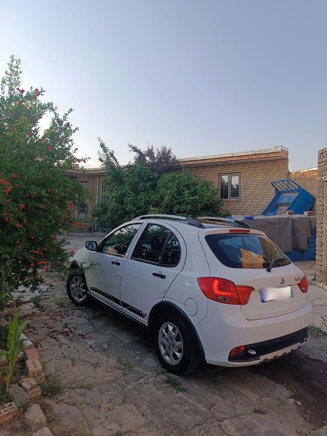 کوییک R دنده‌ای - 1402