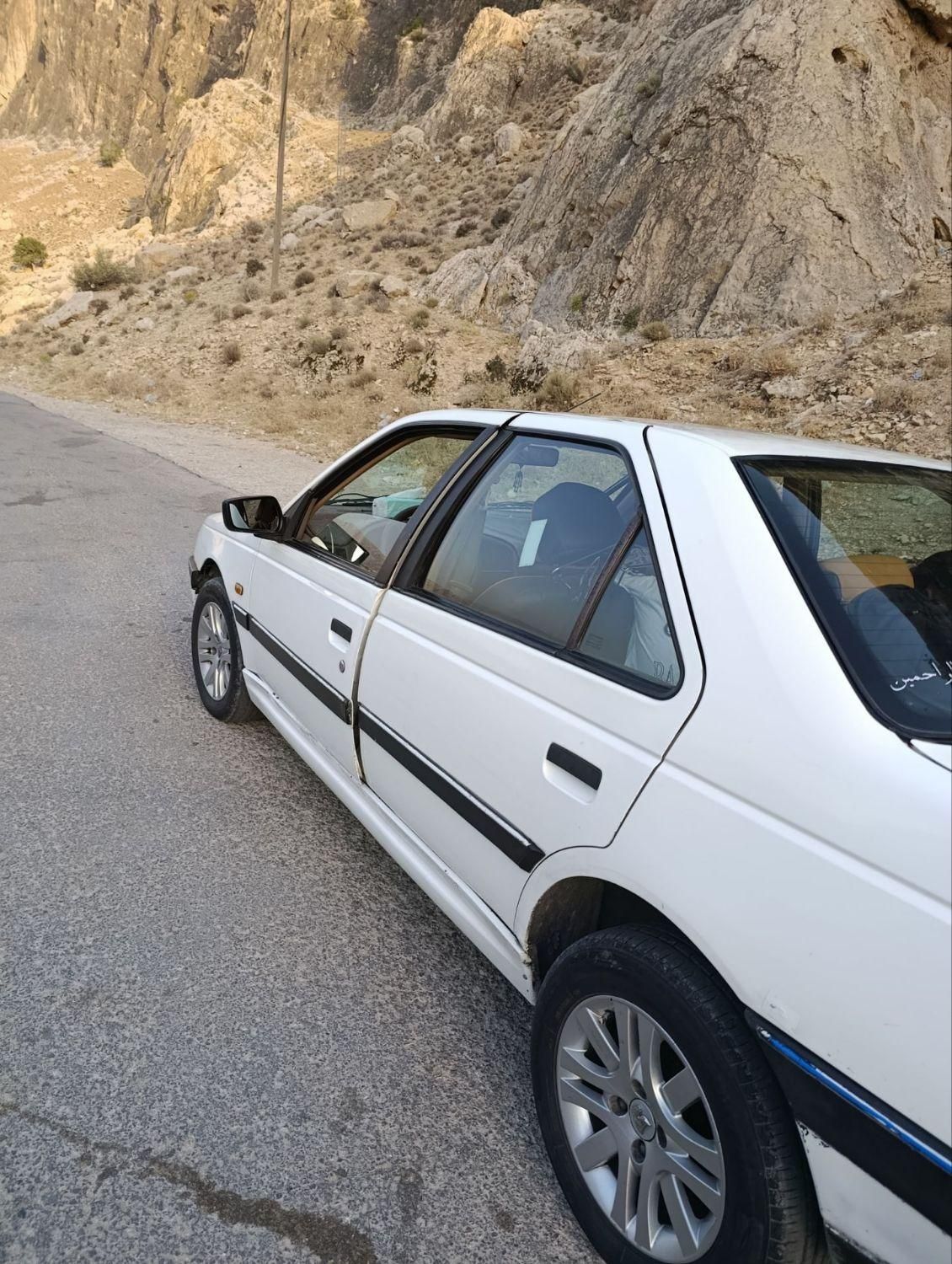پژو 405 بنزینی GLX - TU5 - 1390