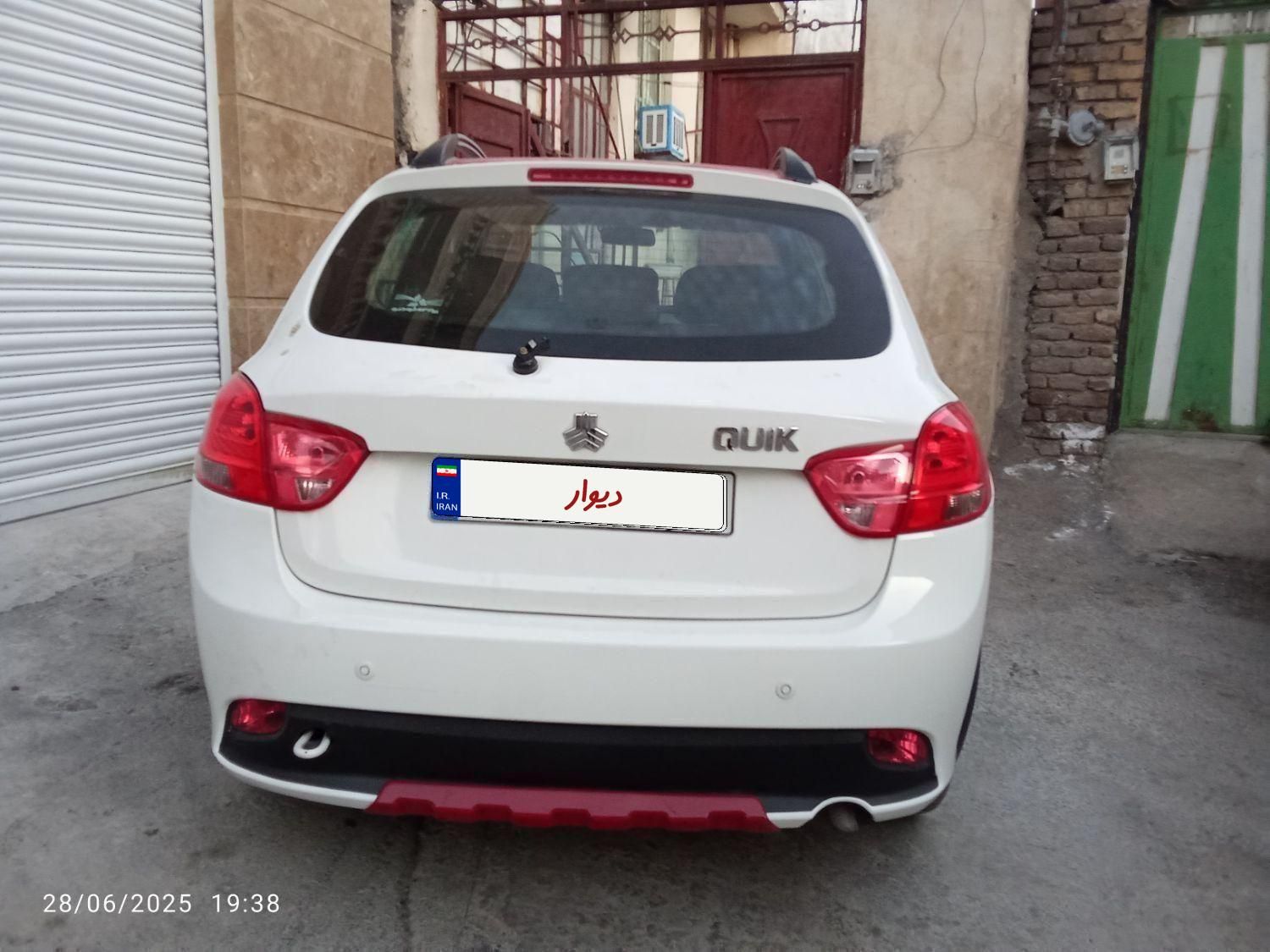 خودرو کوییک، R آگهی ann_18888340
