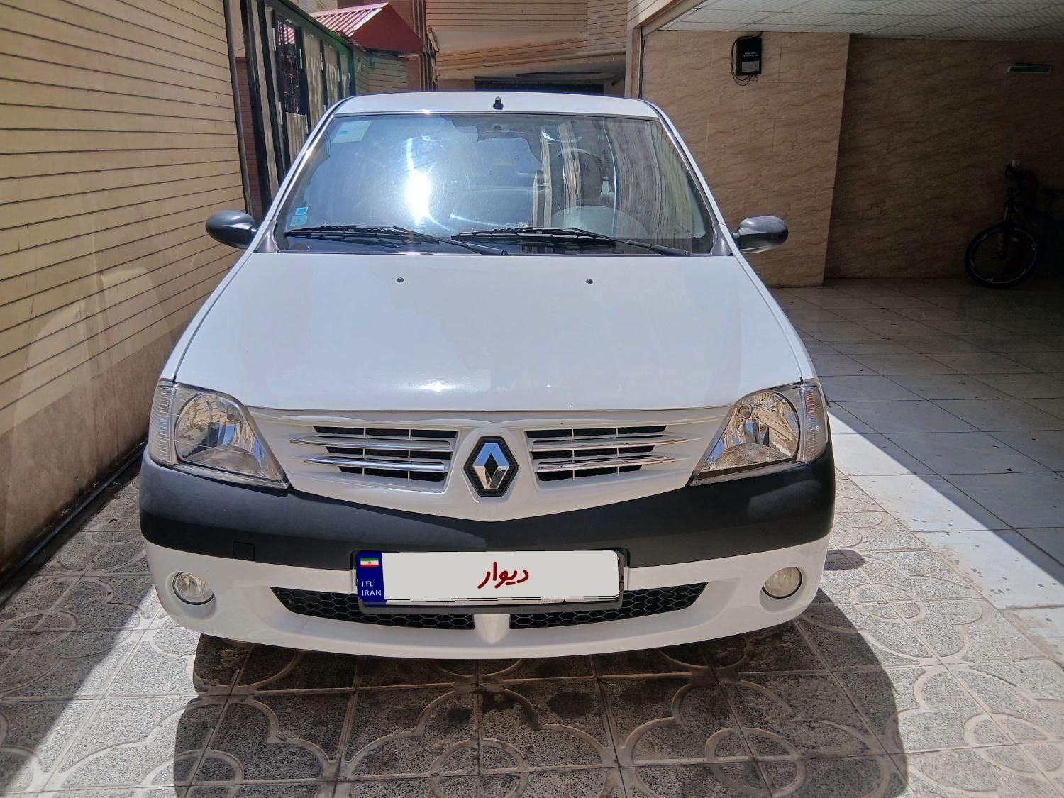 خودرو رنو، پارس تندر آگهی ann_18892115