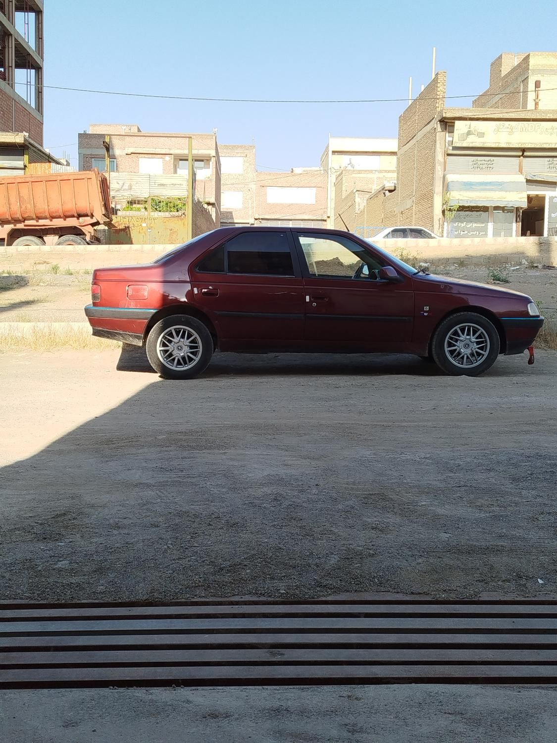 پژو 405 GLX - 1381