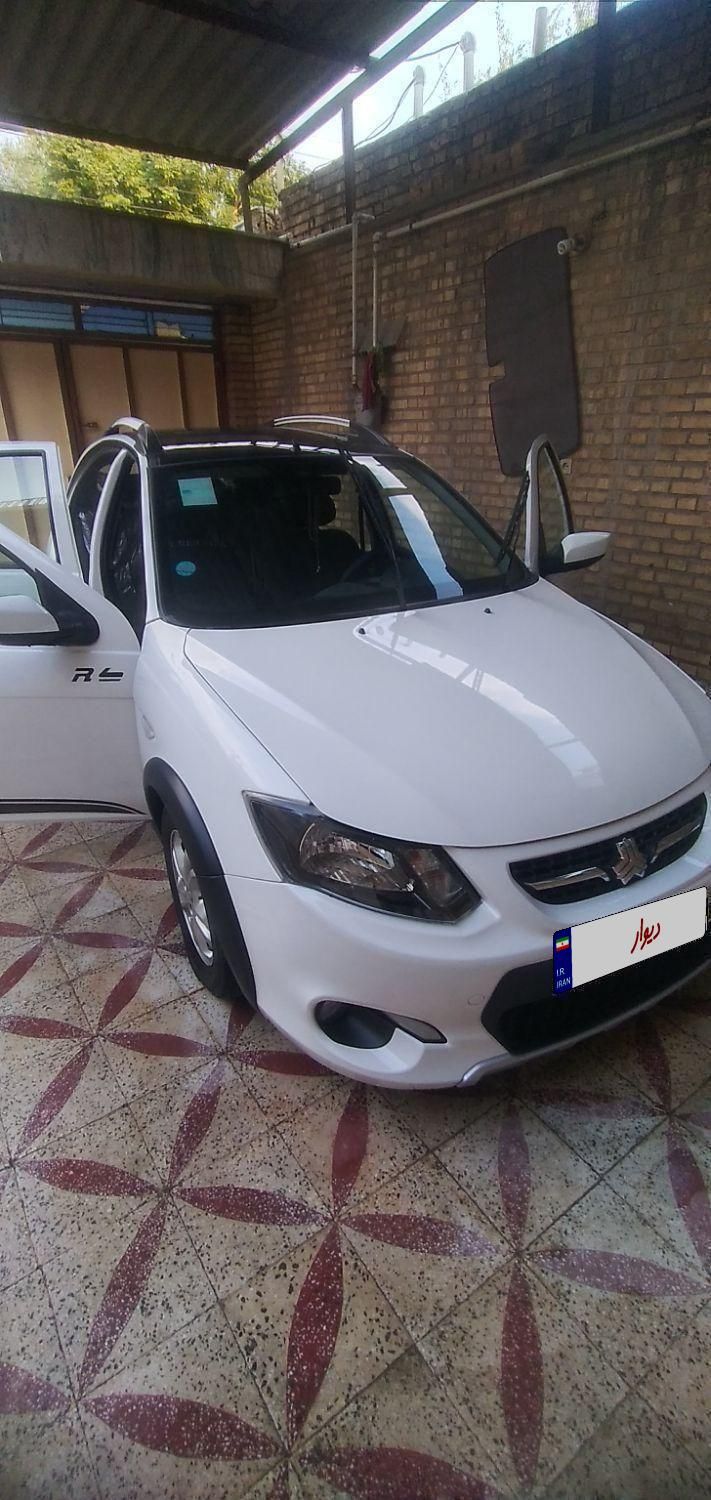 خودرو کوییک، R آگهی ann_18894058