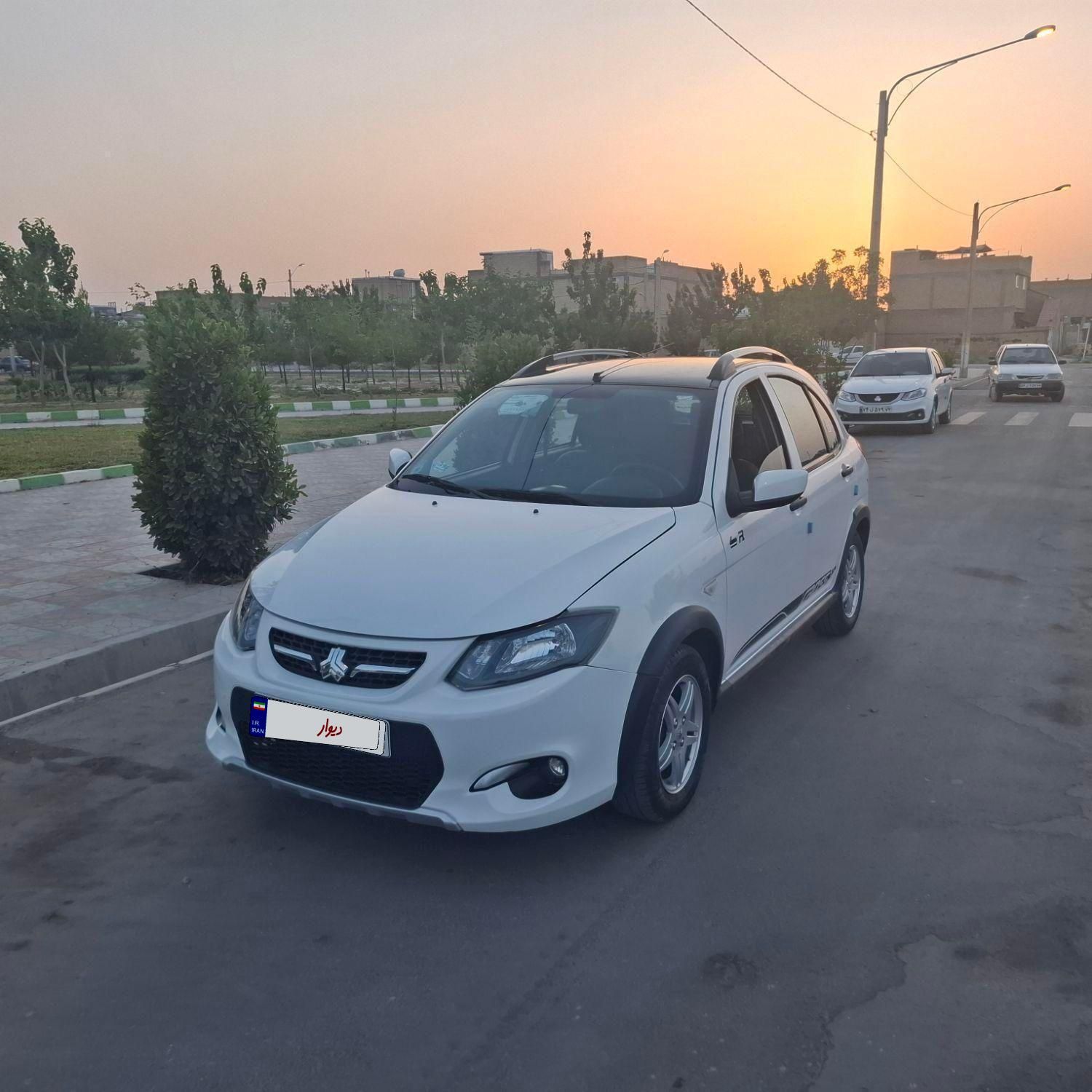خودرو کوییک، R آگهی ann_18894841