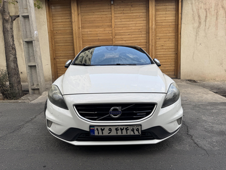 ولوو V40 R-DESIGN - 2014
