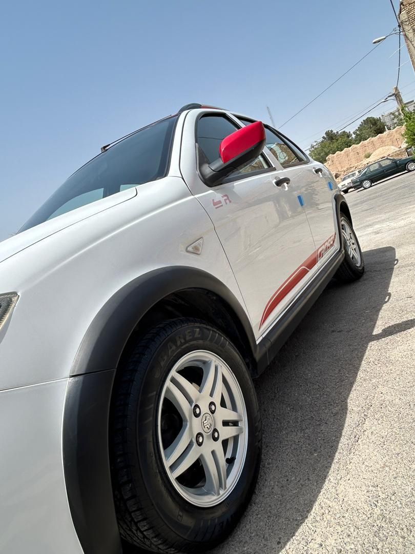 کوییک R دنده‌ای - 1399