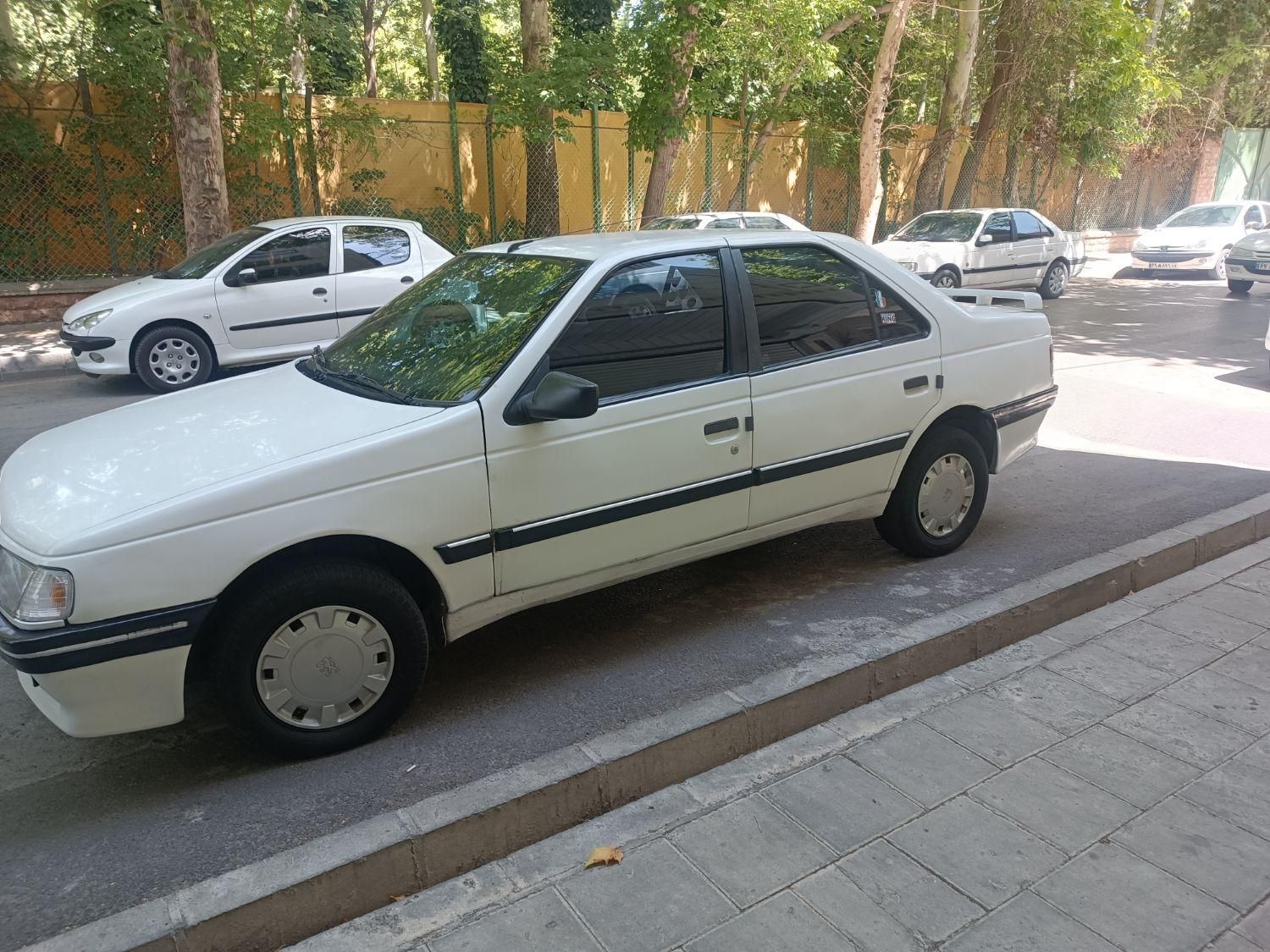پژو 405 GL - 1372