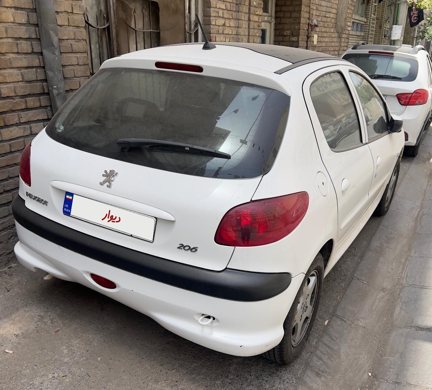 پژو 206 تیپ 3 - 1401