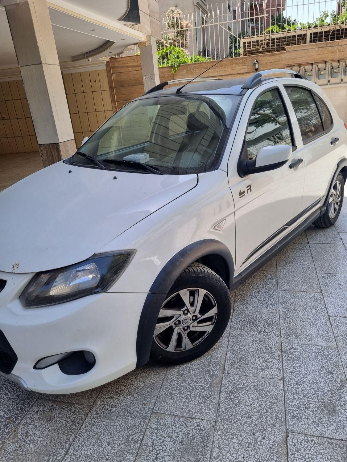 خودرو کوییک، R آگهی ann_18902480