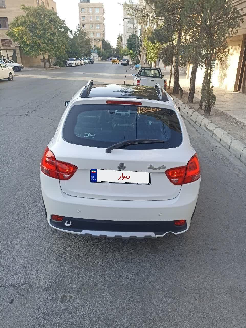 کوییک R دنده‌ای - 1402