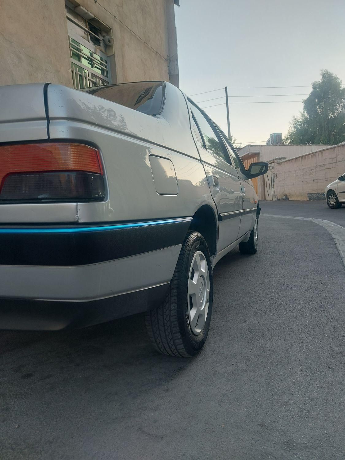 پژو 405 GLX - 1392