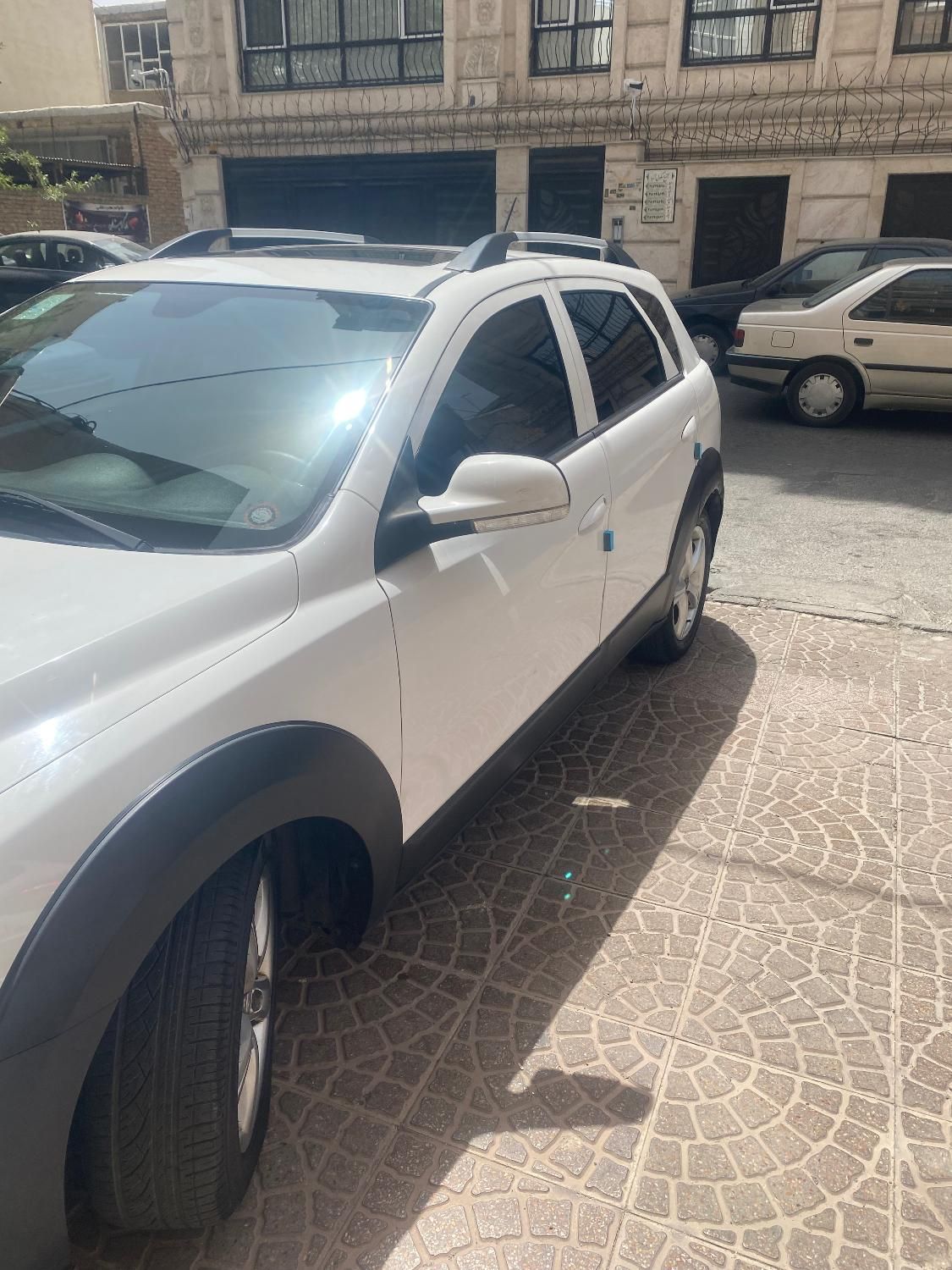 دانگ فنگ H30 کراس اتوماتیک - 1396