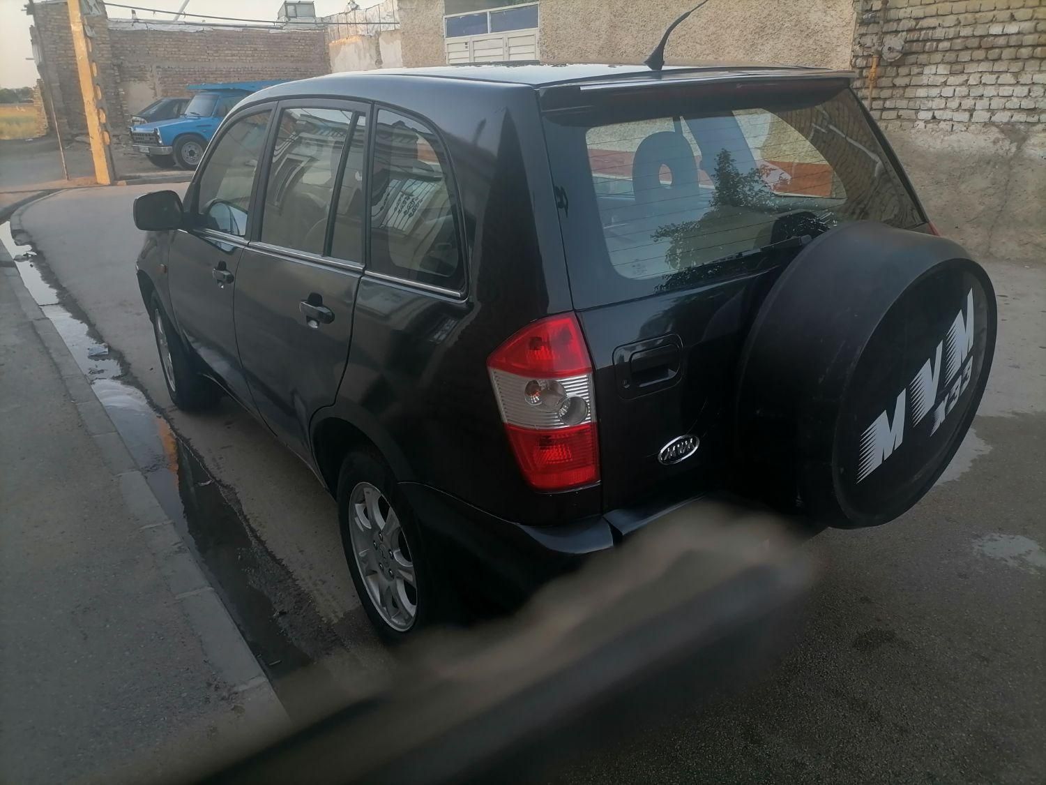 ام وی ام X33 دنده‌ای ساده - 1390
