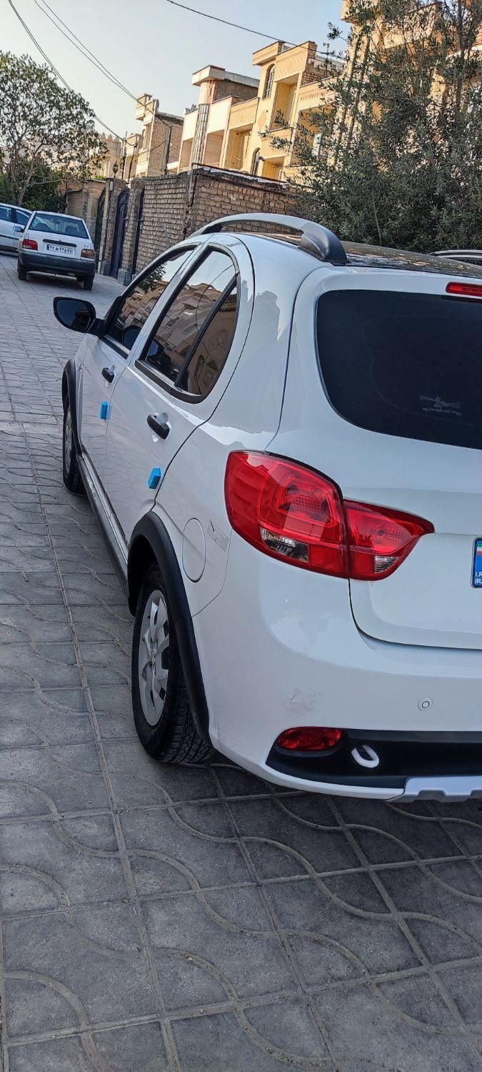 کوییک R دنده‌ای - 1402