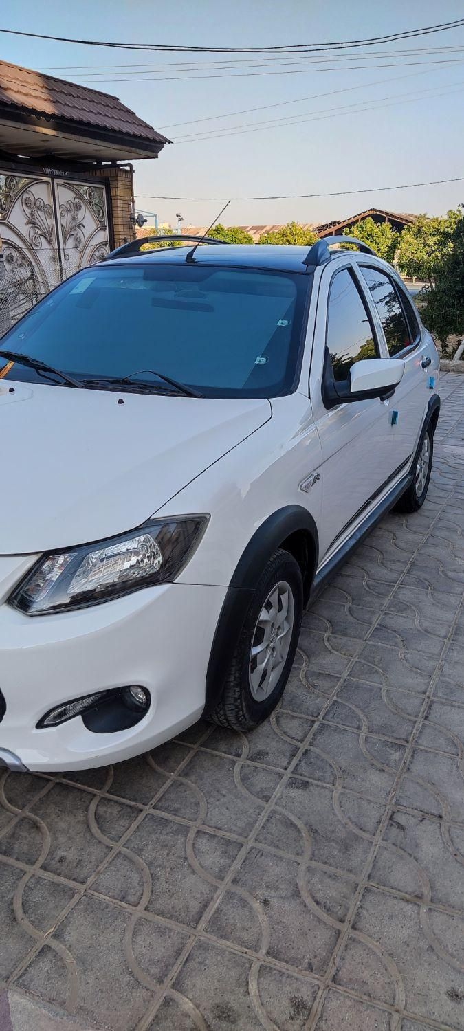 خودرو کوییک، R آگهی ann_18921299