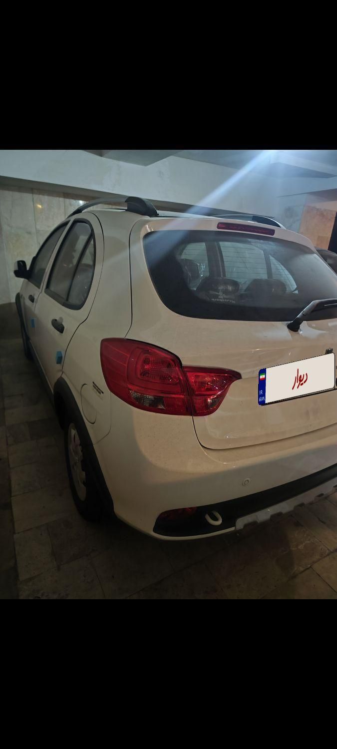 کوییک R دنده‌ای - 1402