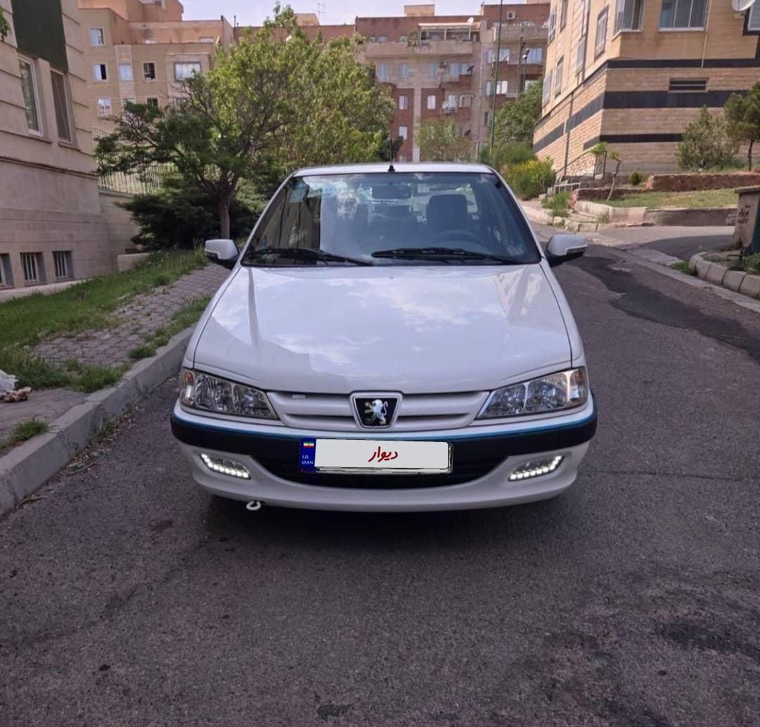 پژو پارس XU7P - 1402