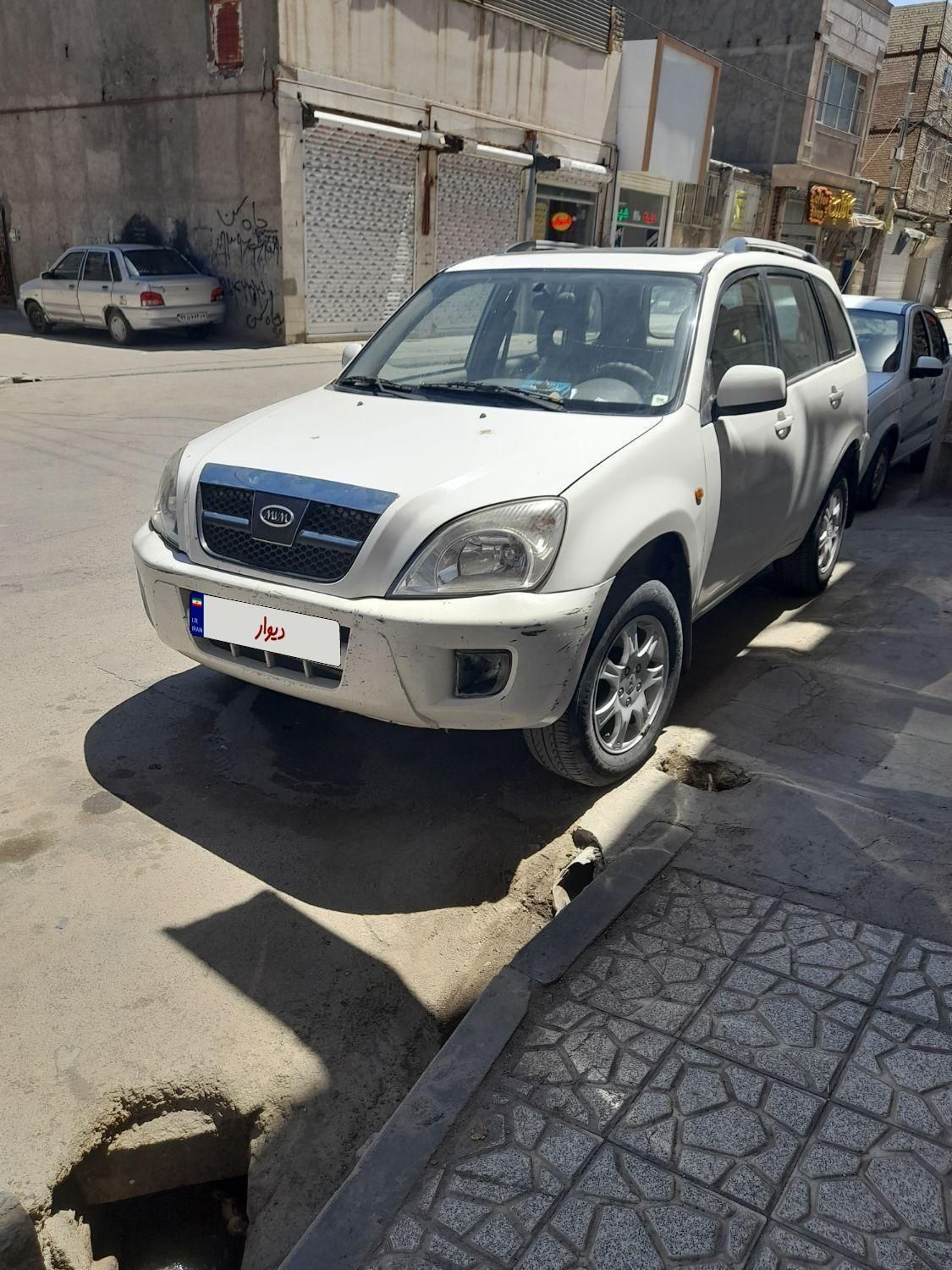 خودرو ام وی ام، X33 آگهی ann_18921999