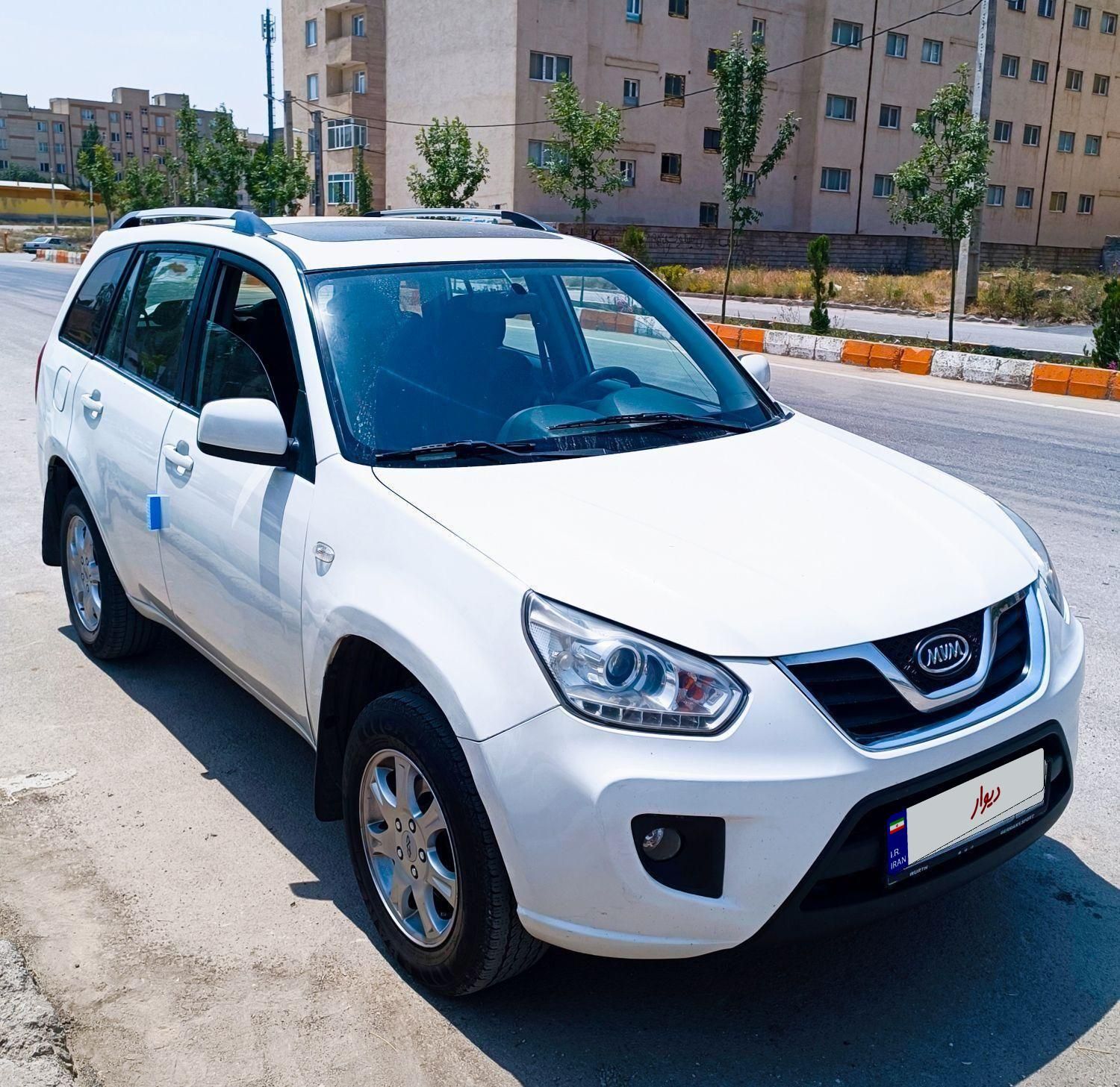 ام وی ام X33 دنده‌ای ساده - 1395