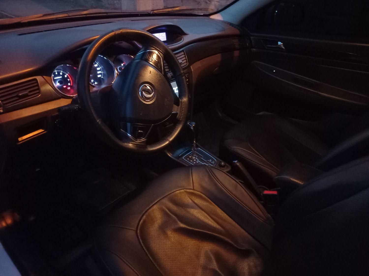 دانگ فنگ H30 کراس اتوماتیک - 1396