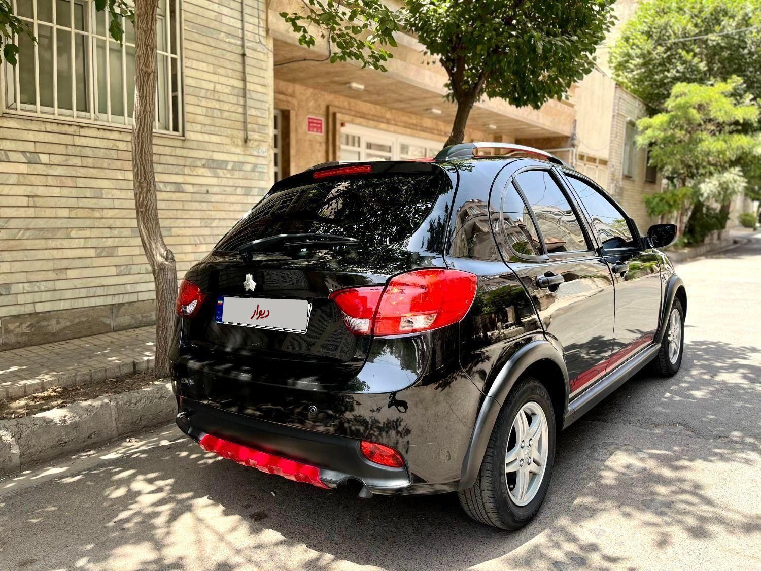 کوییک R دنده‌ای - 1399