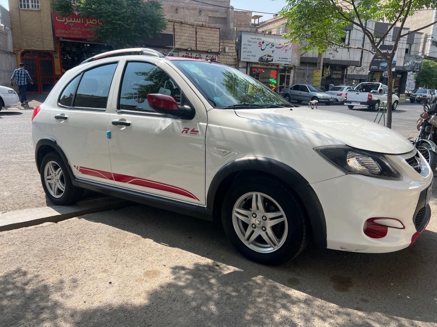 کوییک R دنده‌ای - 1400