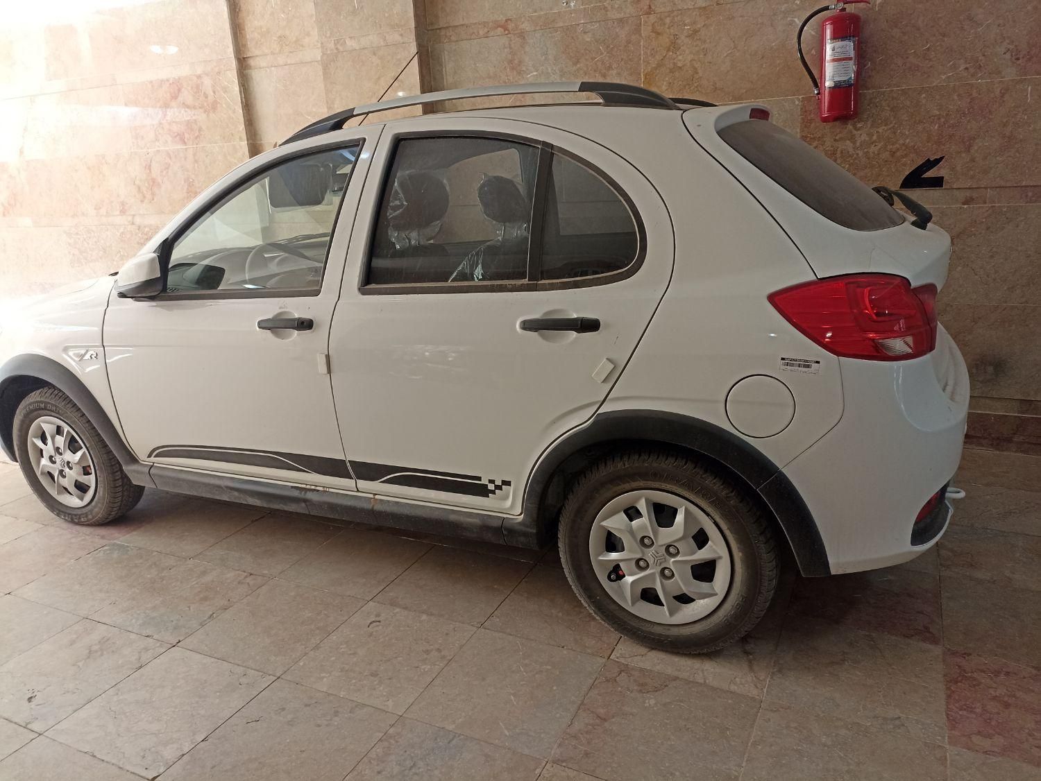 خودرو کوییک، R آگهی ann_18926673