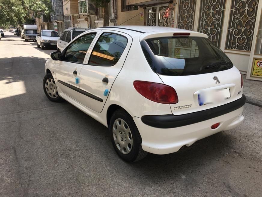 پژو 206 تیپ 2 - 1398