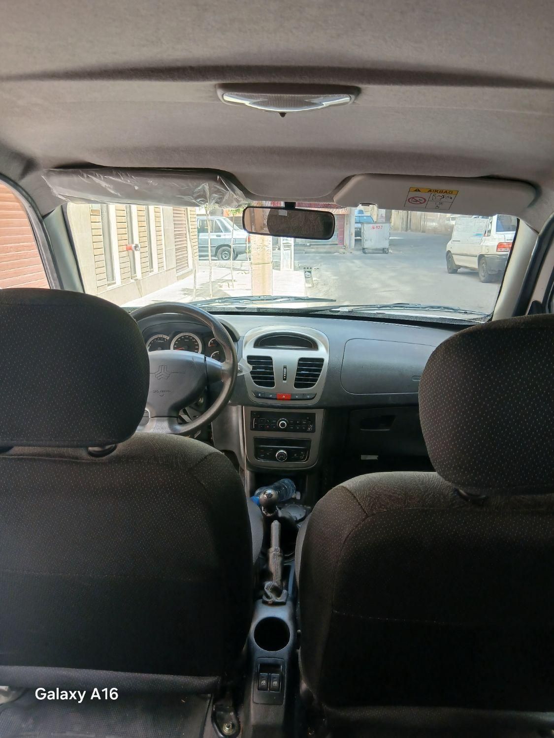 کوییک R دنده‌ای - 1402