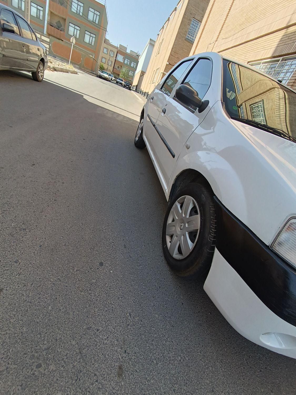 رنو تندر 90 E2 - 1387