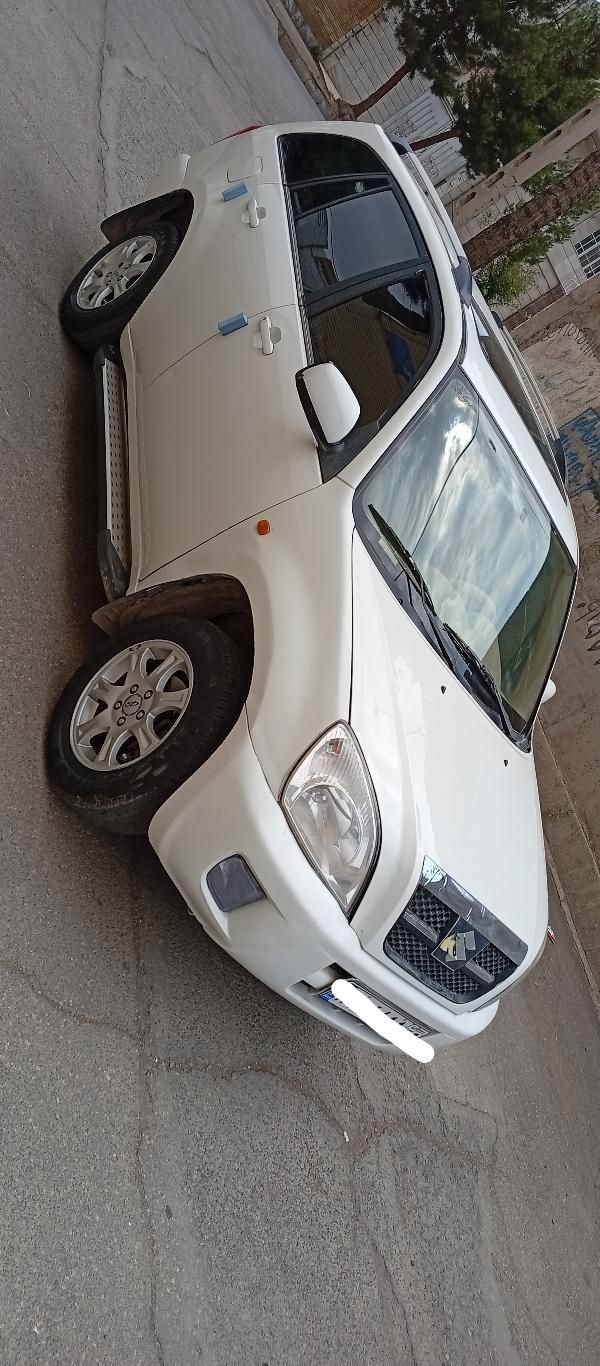 ام وی ام X33 دنده‌ای ساده - 1390
